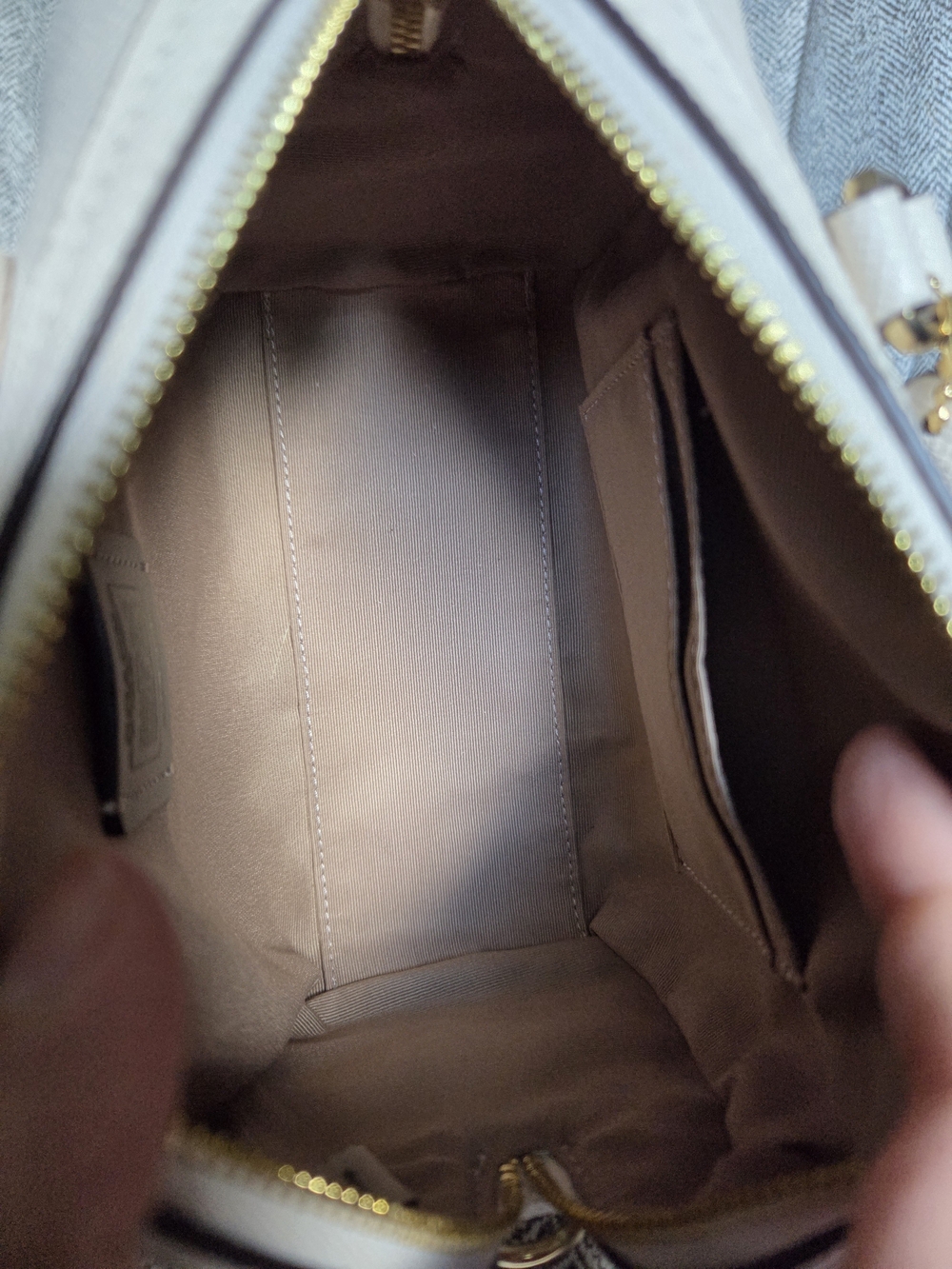 Coach Mini Rowan Crossbody Bag White CV404 - Picture 5 of 8